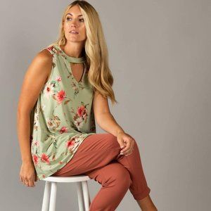 Agnes & Dora™ Swing Tee Cut out Neckline Sage/Cora
